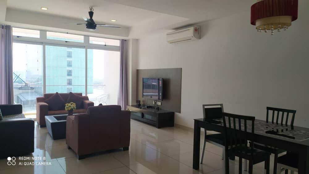 Ksl Suites ยะโฮร์บาห์รู ภายนอก รูปภาพ